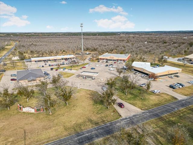 9420 Gleneagles Drive, Granbury, TX 76049