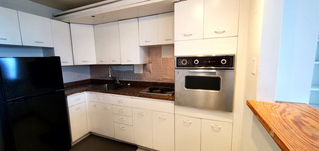 4800 S Chicago Beach Drive 2708S, Chicago, IL 60615