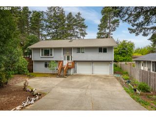1345 MULBERRY Ln, Florence, OR 97439