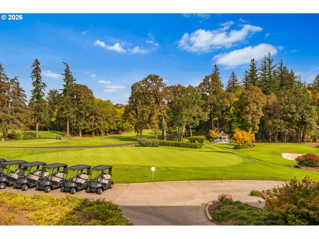 5780 Nw HOOD Loop, Camas, WA 98607