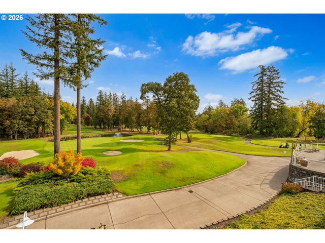 5780 Nw HOOD Loop, Camas, WA 98607