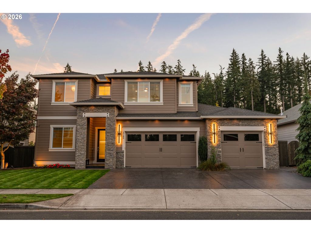 5780 Nw HOOD Loop, Camas, WA 98607
