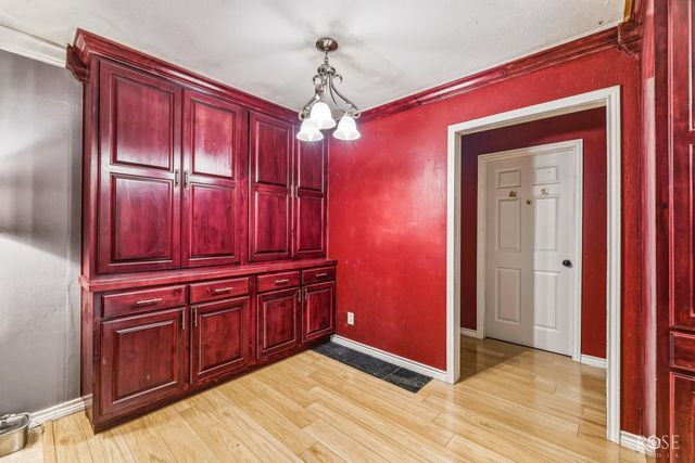 1905 N Van Buren Street, San Angelo, TX 76901