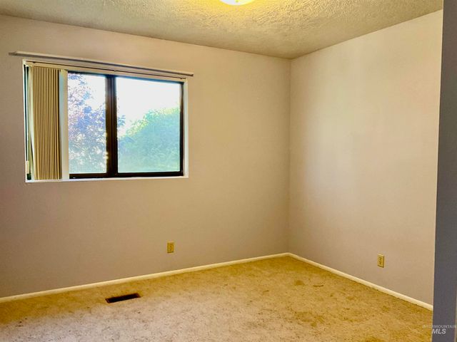 485 Park Terrace Dr., Twin Falls, ID 83301