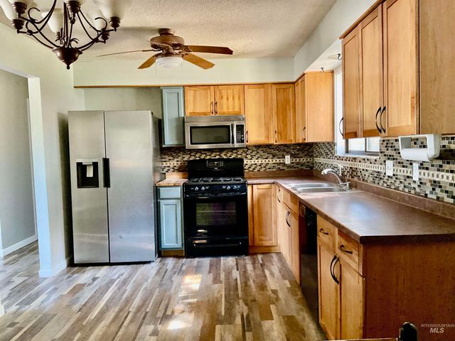 485 Park Terrace Dr., Twin Falls, ID 83301
