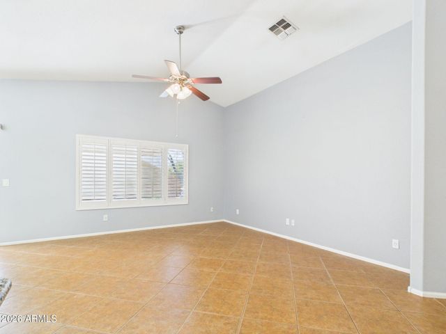 39852 N PARISI Place, San Tan Valley, AZ 85140