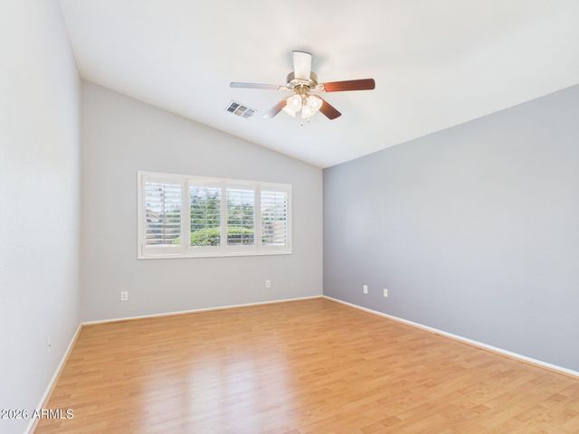 39852 N PARISI Place, San Tan Valley, AZ 85140