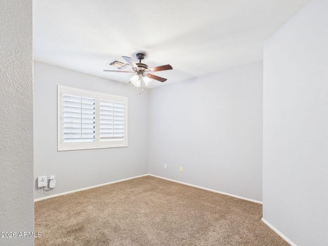 39852 N PARISI Place, San Tan Valley, AZ 85140