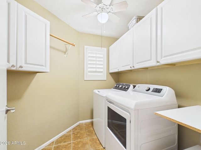 39852 N PARISI Place, San Tan Valley, AZ 85140