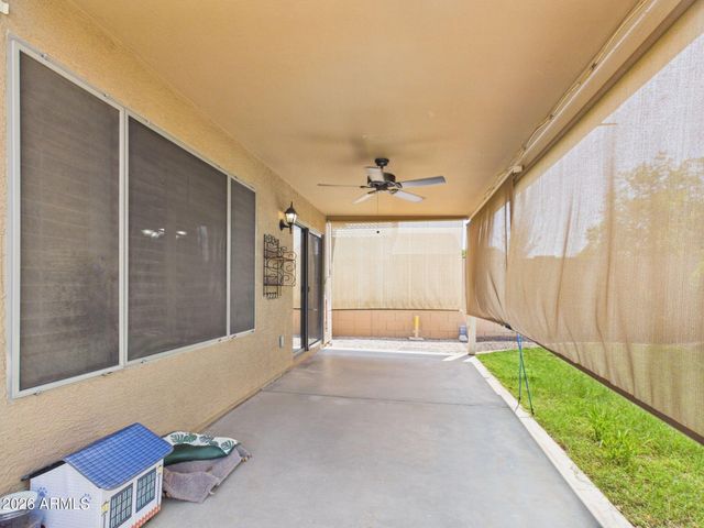 39852 N PARISI Place, San Tan Valley, AZ 85140