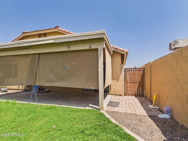 39852 N PARISI Place, San Tan Valley, AZ 85140