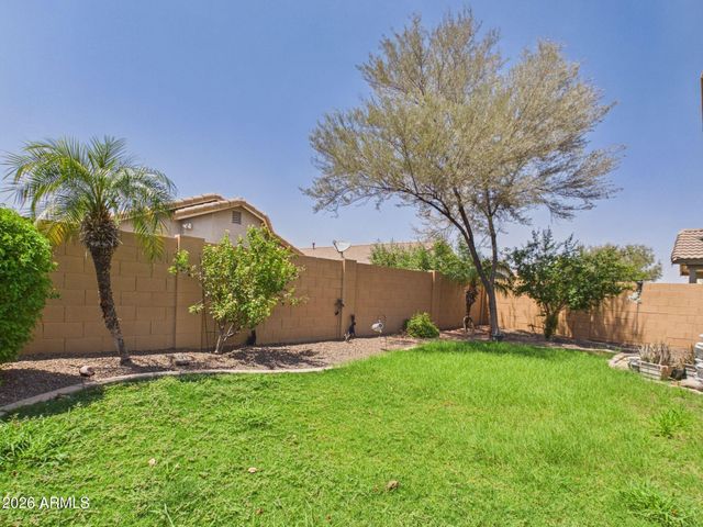 39852 N PARISI Place, San Tan Valley, AZ 85140