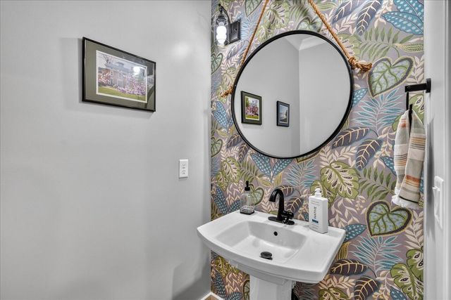 707 Brier Branch Road, Graysville, TN 37338