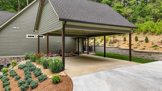 707 Brier Branch Road, Graysville, TN 37338