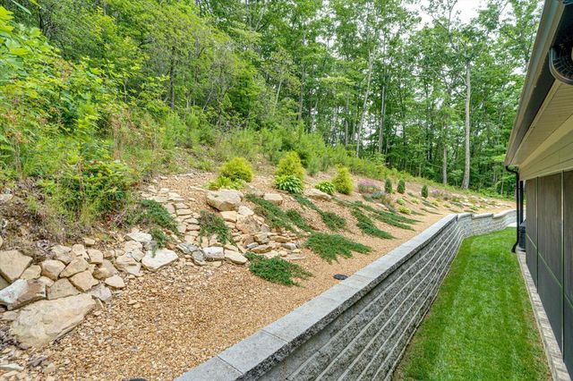 707 Brier Branch Road, Graysville, TN 37338