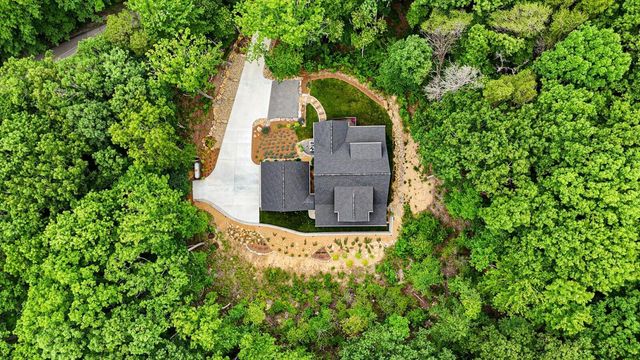 707 Brier Branch Road, Graysville, TN 37338