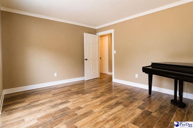 713 Colony Rd, Hartsville, SC 29550