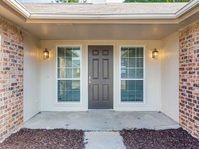 4137 Huckleberry Drive, Fort Worth, TX 76137