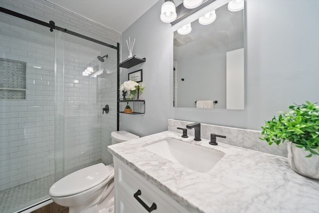 250 Nesmith St A5, Lowell, MA 01852