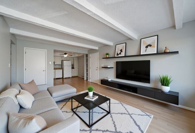 250 Nesmith St A5, Lowell, MA 01852