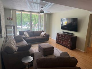 619 E Sheridan St 203, Dania Beach, FL 33004