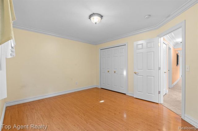 53260 Villa Rosa Drive, Macomb, MI 48042