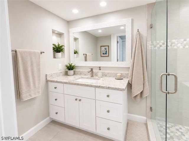 216 Bob O Link WAY A, Naples, FL 34105