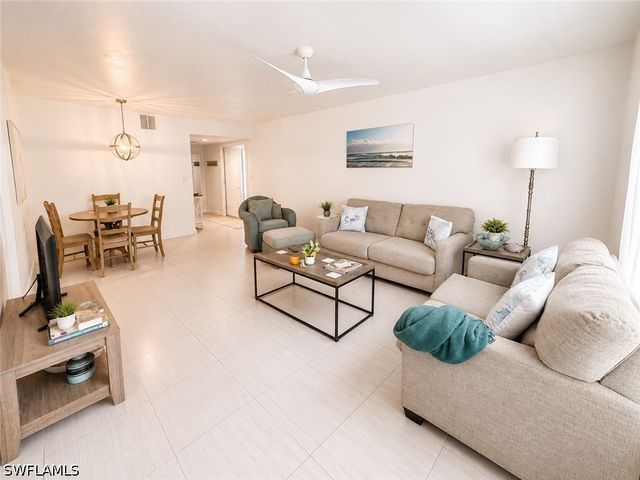 216 Bob O Link WAY A, Naples, FL 34105