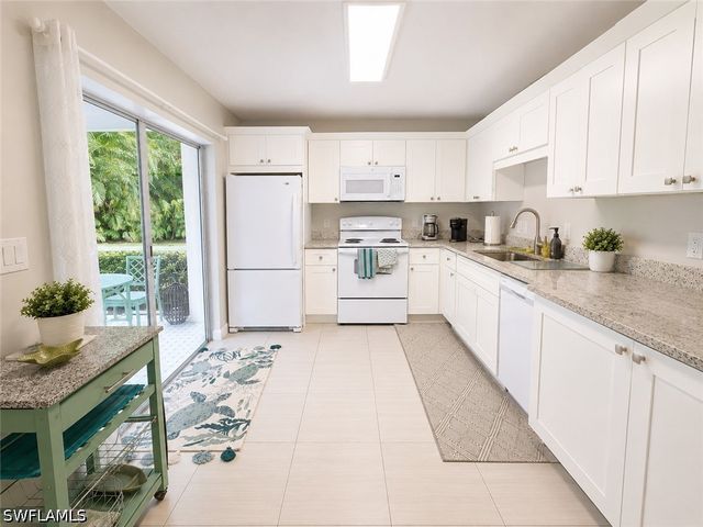 216 Bob O Link WAY A, Naples, FL 34105