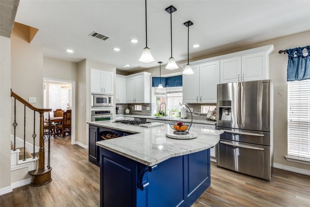 1116 Lakewood Drive, Mckinney, TX 75072