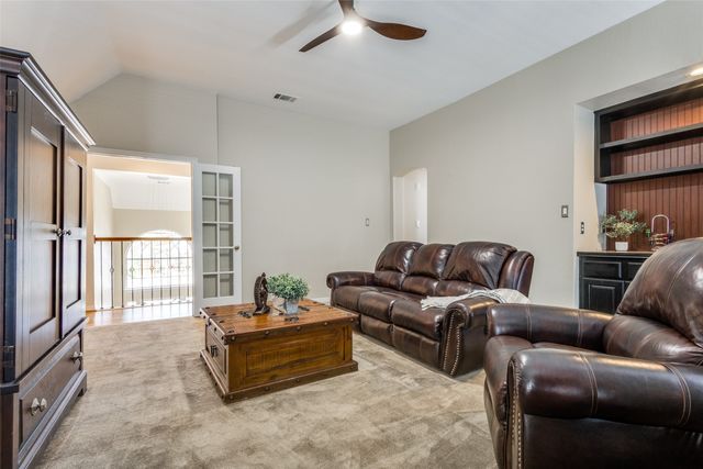 1116 Lakewood Drive, Mckinney, TX 75072