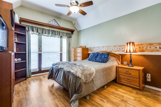 1116 Lakewood Drive, Mckinney, TX 75072