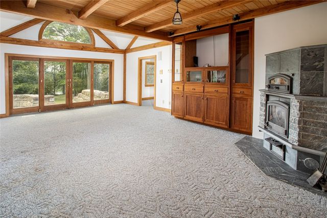 413 Eagleville Road, Tiverton, RI 02878