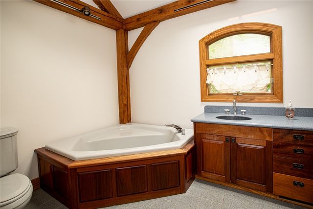 413 Eagleville Road, Tiverton, RI 02878
