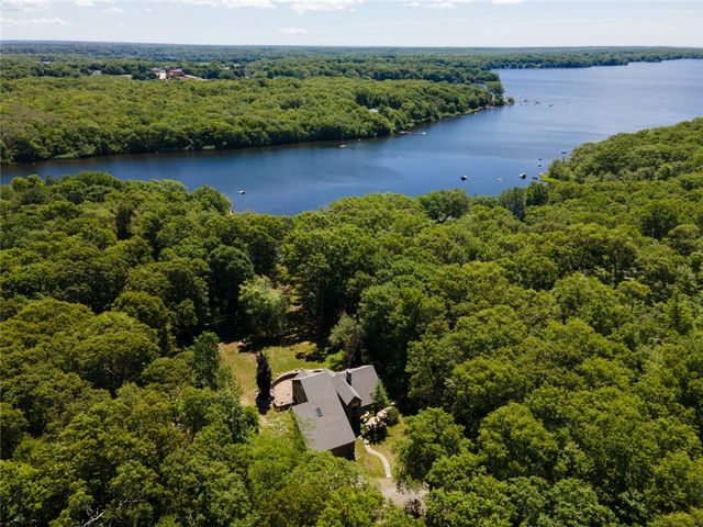 413 Eagleville Road, Tiverton, RI 02878