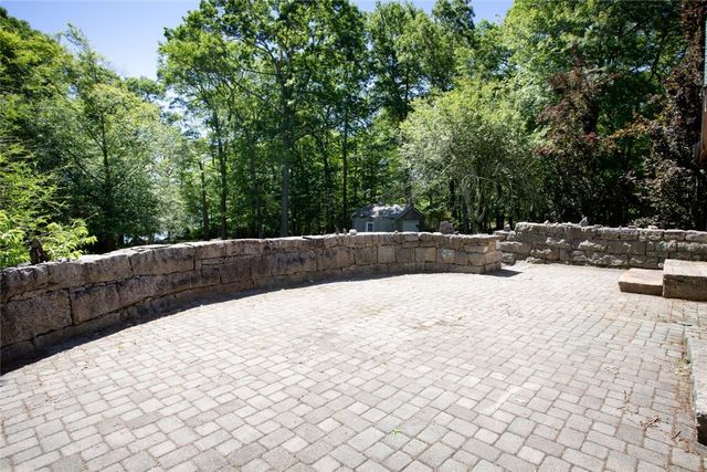 413 Eagleville Road, Tiverton, RI 02878