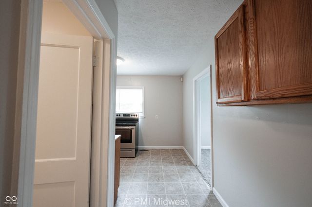 1615 E Southport Road, Indianapolis, IN 46227