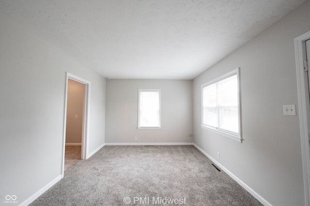 1615 E Southport Road, Indianapolis, IN 46227