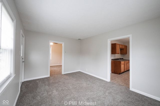 1615 E Southport Road, Indianapolis, IN 46227