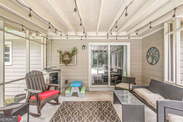 25 Pine Chase Drive, Carrollton, GA 30116