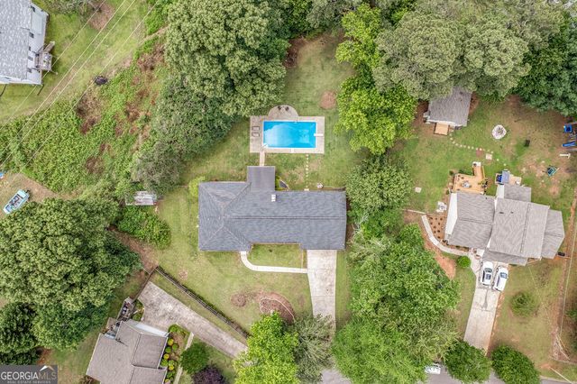 25 Pine Chase Drive, Carrollton, GA 30116