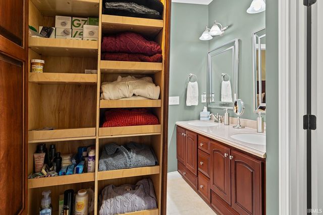 3677 Chesterfield Way, West Lafayette, IN 47906