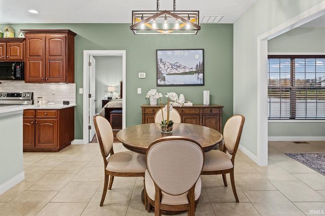 3677 Chesterfield Way, West Lafayette, IN 47906