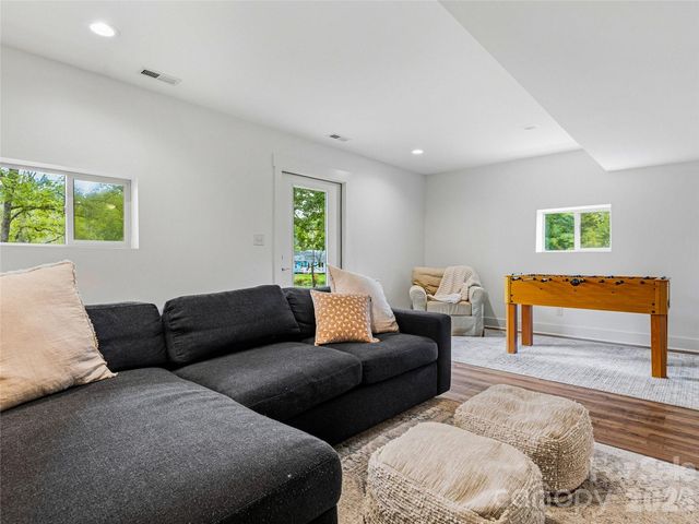 235 White Pine Drive, Fletcher, NC 28732