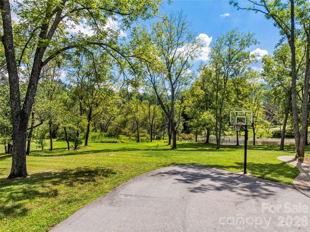 235 White Pine Drive, Fletcher, NC 28732
