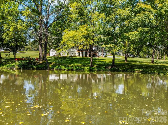 235 White Pine Drive, Fletcher, NC 28732