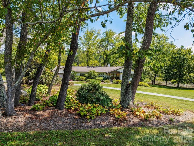 235 White Pine Drive, Fletcher, NC 28732