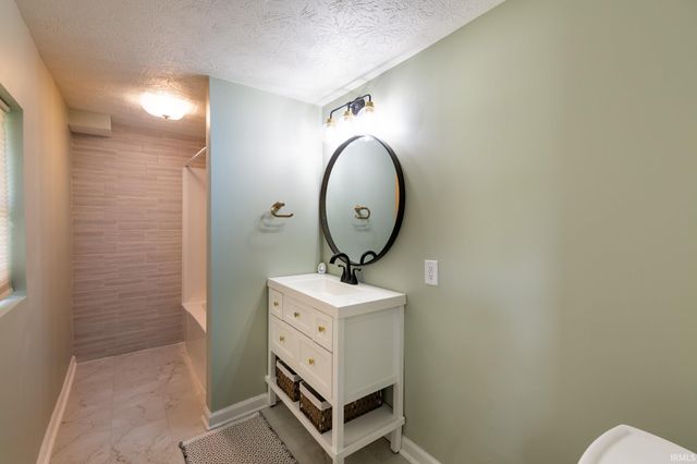 3117 Burr Oak Avenue, Elkhart, IN 46517