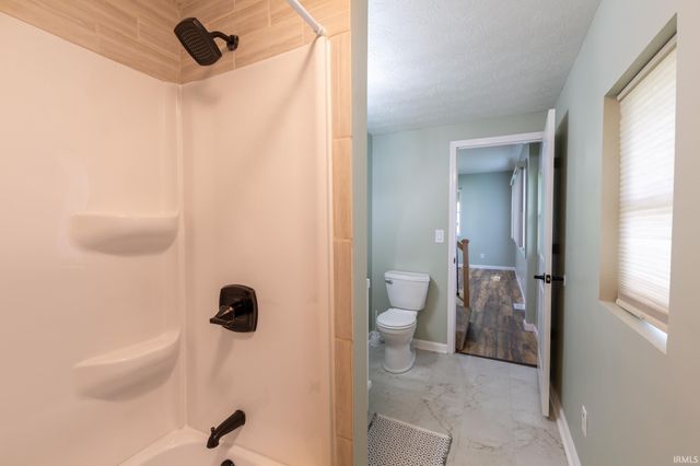 3117 Burr Oak Avenue, Elkhart, IN 46517