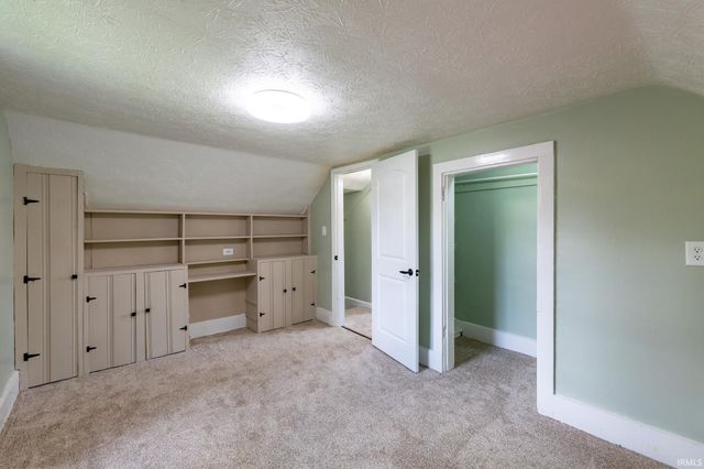 3117 Burr Oak Avenue, Elkhart, IN 46517